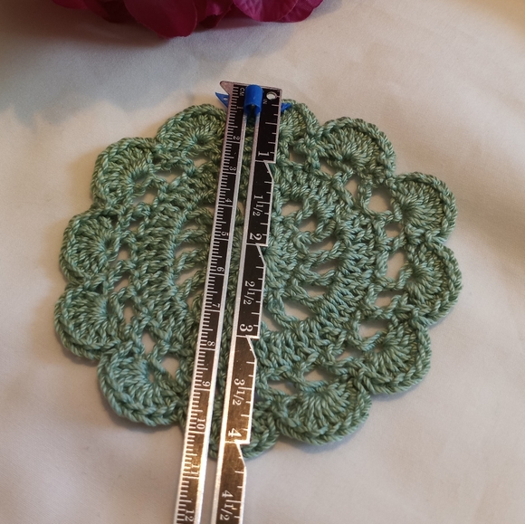 Crochet doily coaster set 4pc, handmade by seller cottage aesthetic, retro - Picture 12 of 15